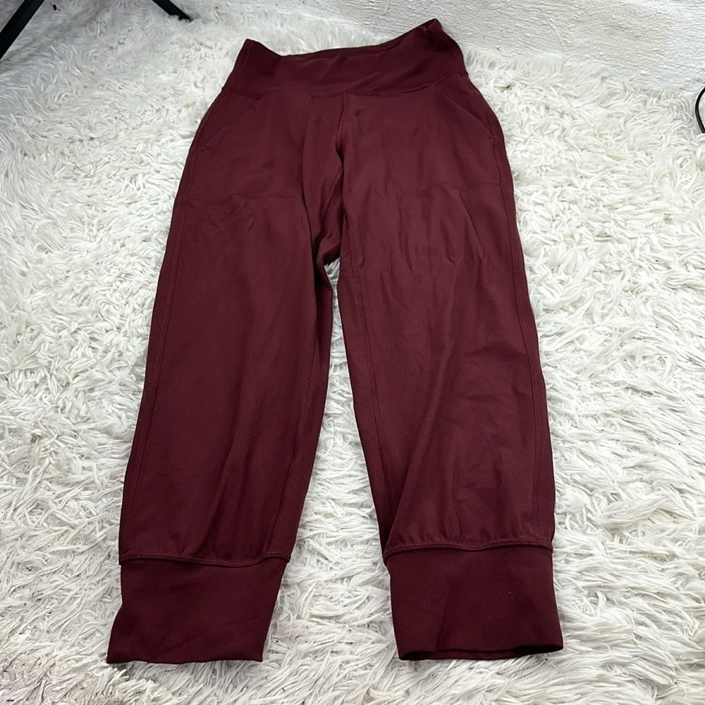 Lululemon Align Jogger Crop *23" Red Merlot